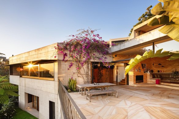 The Bronte home sold by Chloe and Andrew Podgornik was hoped to set a record of $30 million, but sold for about $25 million.