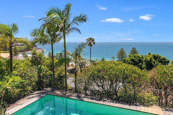 Screen couple Bryan Brown and Rachel Ward are saying goodbye to their Whale Beach abode.