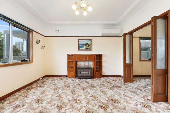 The young buyers of 21 Rosehill Street, Parramatta outbid 27 registered bidders, including developers. 