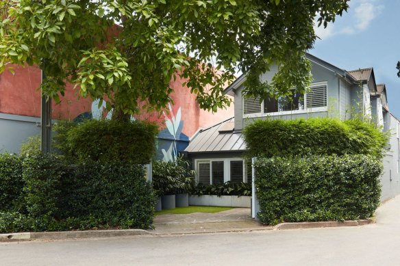 The Woollahra house sold recently for more than $8 million to next door neighbour Nick Fordham.