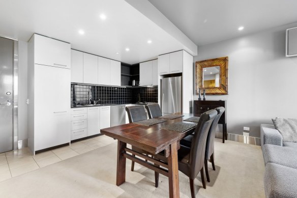 The one-bedroom apartment at 402/118 Russell Street, Melbourne, is for rent for $750 a week.