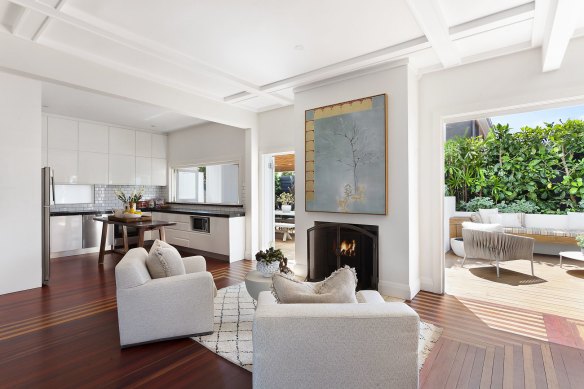 The Bondi Beach home Rothschild head of real estate Duncan Wilmer sold under the hammer for $7.7 million.