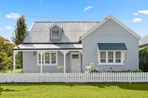 Moss Vale is a charming, yet more affordable alternative to its neighbour, Bowral.