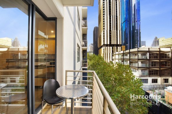The one-bedroom apartment at 502/106 A’Beckett Street, Melbourne, is for rent, with an asking price of $525 a week.