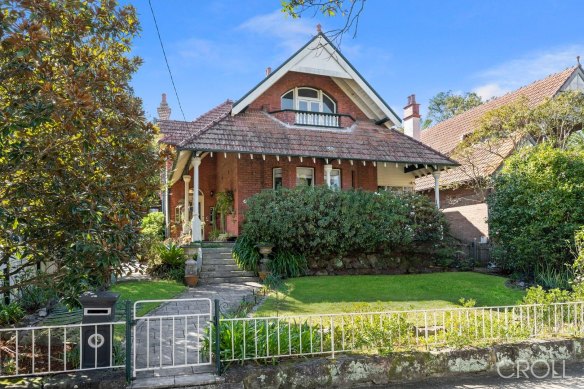 The Federation house in Cremorne owned by Jillian and Chris Skinner goes to auction on September 24.