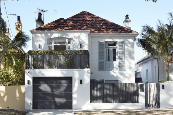 The Woollahra home of Louise and James Manning has returned to the market after three years.