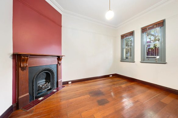 The winning bidder plans to renovate the home.