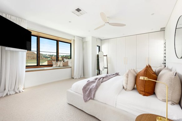Paul Bassat, the co-founder of Seek, and his wife, Sharon, have put their stunning Sydney home on the market with a price guide of $11 million. 
