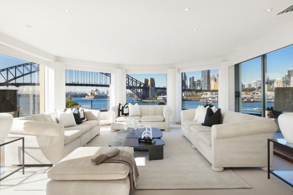 The McMahons Point apartment was listed for $15 million but ended up selling for $17.2 million.