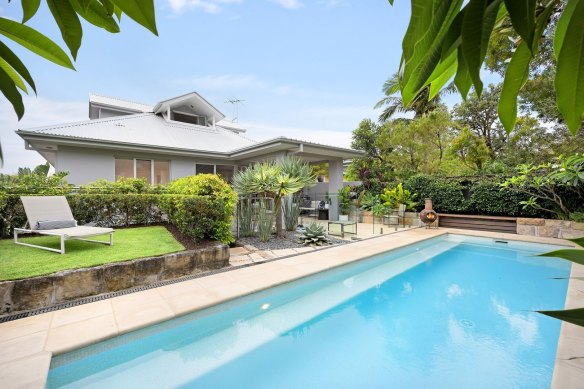 The Bronte house sold for $9.3 million to corporate heavyweights Karen and Peter Tompkins.