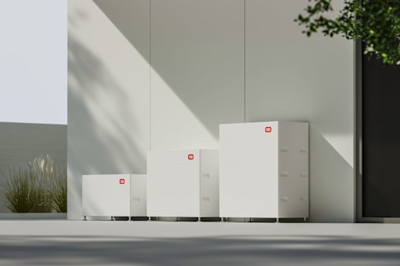 A comprehensive range of modular battery sizes ensures the perfect fit for your home’s energy needs.