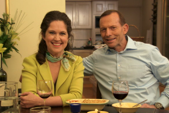 Tony Abbott enlisted the help of his daughters when he cooked a meal for Annabel Crabb in Kitchen Cabinet.