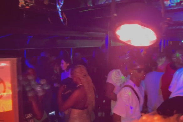 There are now 11 cases linked to a Sydney Harbour boat cruise. 