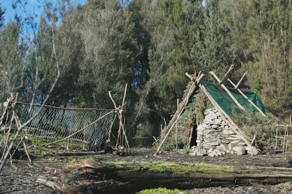 Locations need to be able to provide contestants with food and the materials to build shelter.