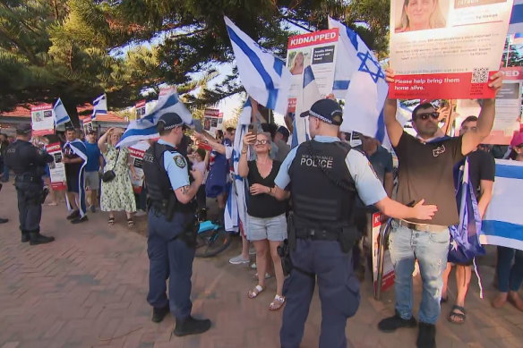 Protesters gathered at Coogee last weekend to confront a pro-Palestine vehicle convoy.