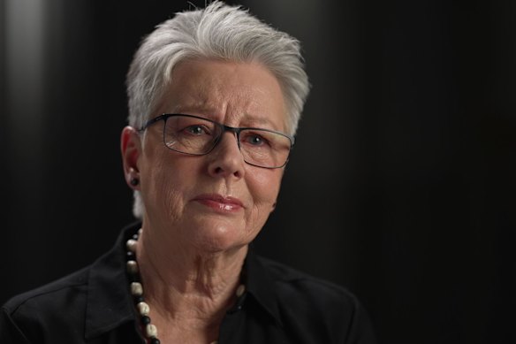 Chocado e frustrado: Dianne Laycock. 