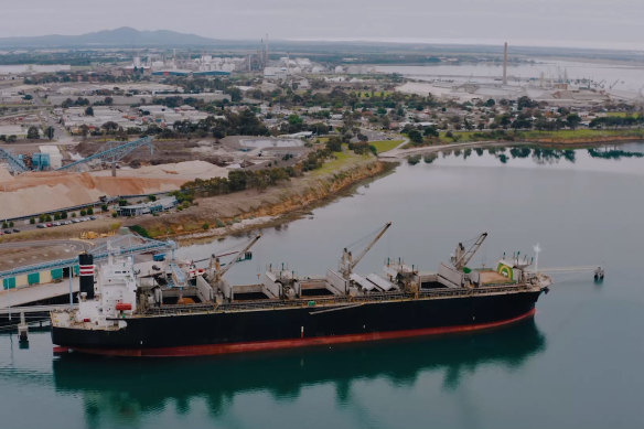 US infrastructure giant Stonepeak and Australia’s Spirit Super have signed an agreement for GeelongPort.