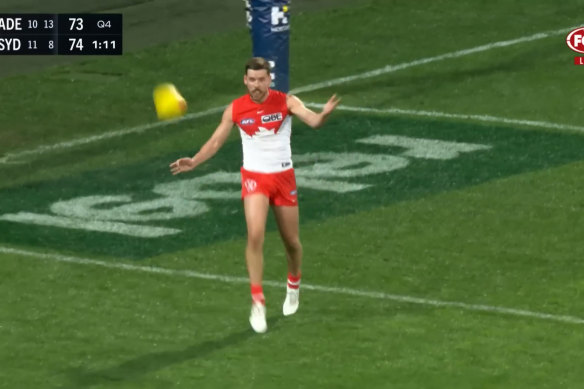 Jake Lloyd immediately takes the kick-in for the Swans.