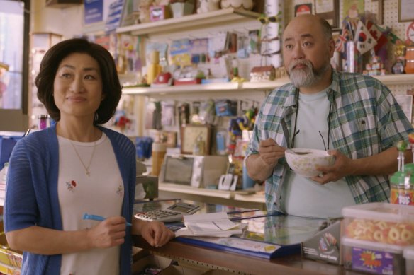 Jean Yoon and Paul Sun-Hyung Lee as Umma and Appa in Kim’s Convenience.