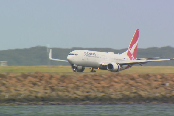 The Qantas flight from Auckland landed safely at Sydney Airport on Wednesday afternoon after the mayday call.