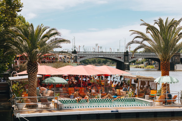 Arbory is a seasonal floating bar on the Yarra River.