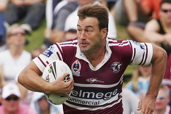 Terry Hill playing for Manly in his final NRL season in 2005.