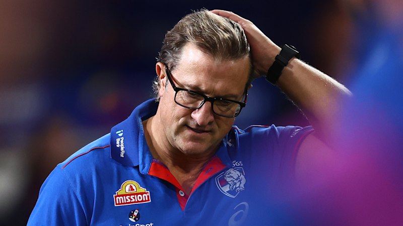 Beveridge calls Dogs’ defence ‘inconsistent’, new AFL footy boss wants shorter matches