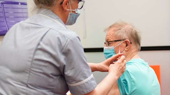 WA Health Minister Roger Cook has said he does not support the COVID-19 vaccine being compulsary. 