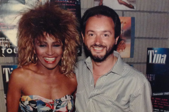 Turner and Paul Dainty at her Private Dancer tour, backstage at the Melbourne Sports and Entertainment Centre in 1985.