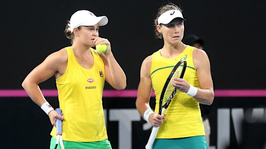 Ashleigh Barty must focus on herself during the Australian Open, says Sam Stosur.