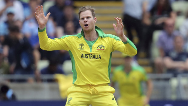 Steve Smith's appearance at the World Cup may have been met by jeers, but it's been a good warm-up to the Ashes, says Woodbridge. 