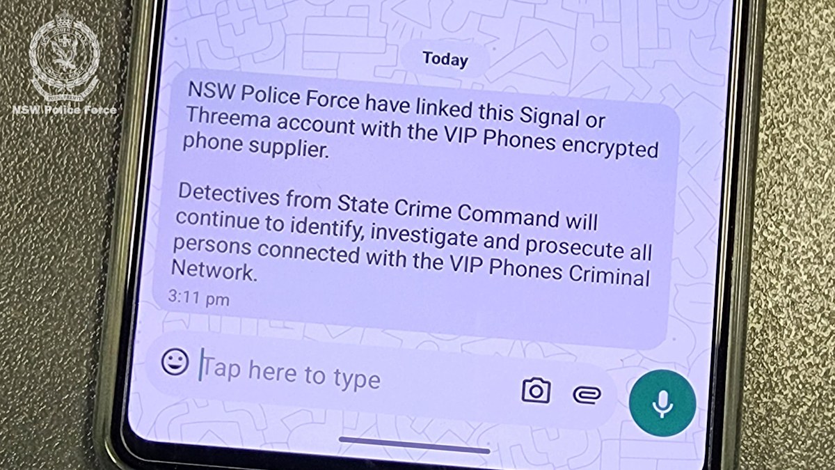 Networks of criminals suddenly receive this text on their ‘murder phone’