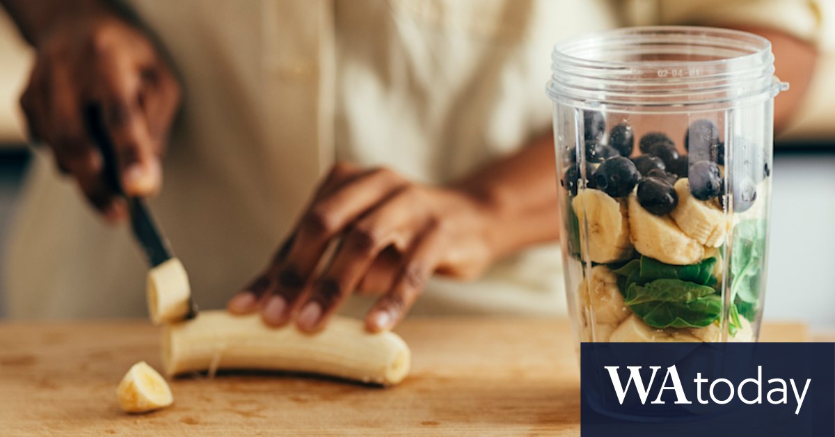 Does blending fruit in a smoothie affect its nutrients? - Vimarsana News