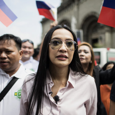 Former pop star and sex blogger Mocha Uson spruiked for Duterte in 2016.