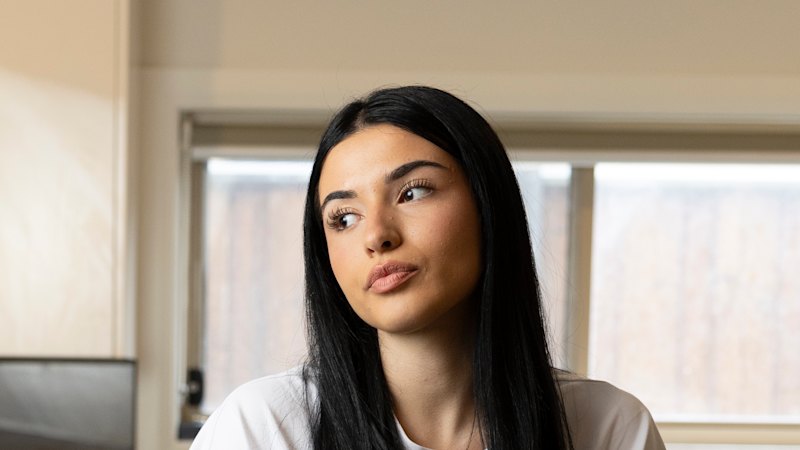 Mia got early entry to the uni course of her dreams. But is it killing the ATAR?