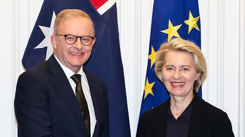 Europe seeks defence pact with Australia as tanks head to Ukraine