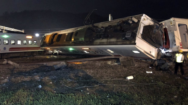 The Puyuma express train was carrying more than 300 passengers toward Taitung.