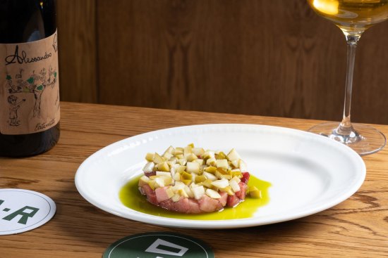 Tuna tartare, lemon sorrel, beaurre bosc pear, green olive.