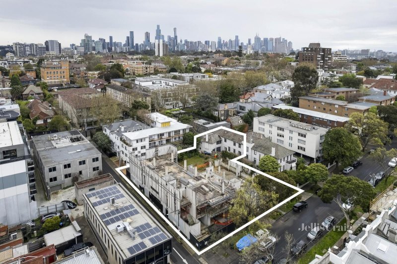 Worst house in one of the best suburbs? Inside an eerie $15.4 million fixer-upper