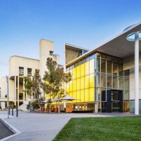 The National Gallery in Canberra - at what cost?