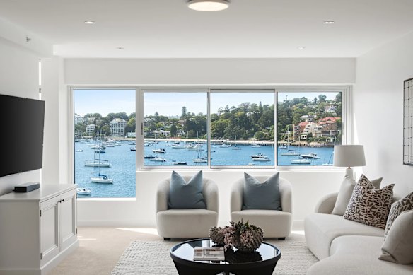 The apartment allows you to keep an eye on your boat from the comfort of your living room.