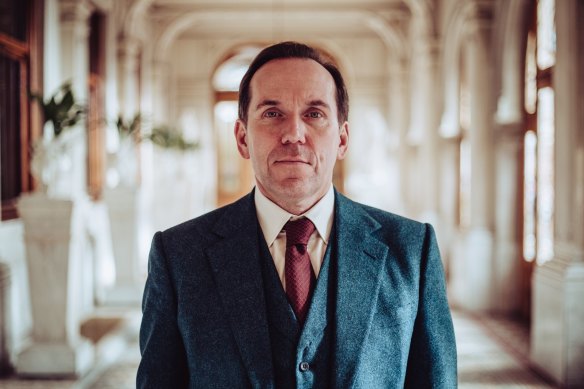 Ben Miller as the epoynmous Professor T.