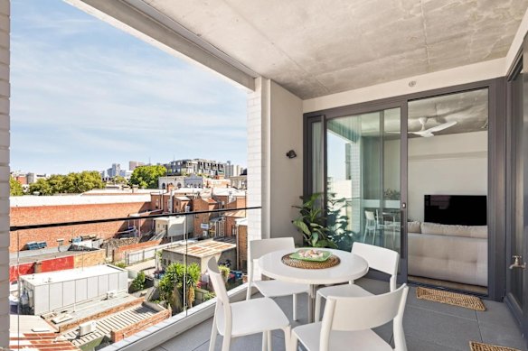 The balcony offered views across Collingwood to the south-east.