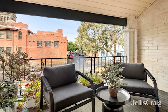 The upper floor balcony has views of George and Moor Streets.