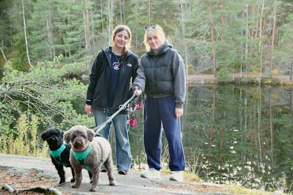 Exchange student Marley Hines, left, on a walk at Kaitalampi lake near Espoo with her host family “sister” Tanja.