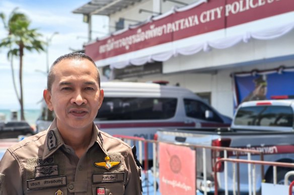 パタヤ市警察のアナク・サルトンジオ大佐はこう語った。 