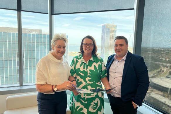 Victory Metals strategic relations head Alannah MacTiernan, Federal Resources Minister Madeleine King and Victory Metals chief executive Brendan Clark.