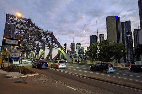 The southern approach to the Story Bridge will be resurfaced under the plan. 