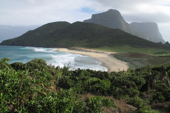 A marine tsunami threat was issued for Lord Howe Island after the earthquake.