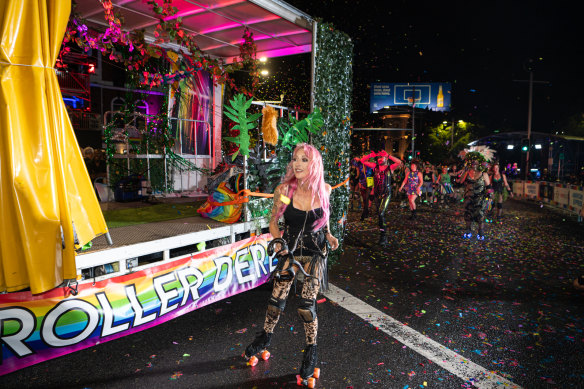 Roller derby once again skated through the Mardi Gras march.